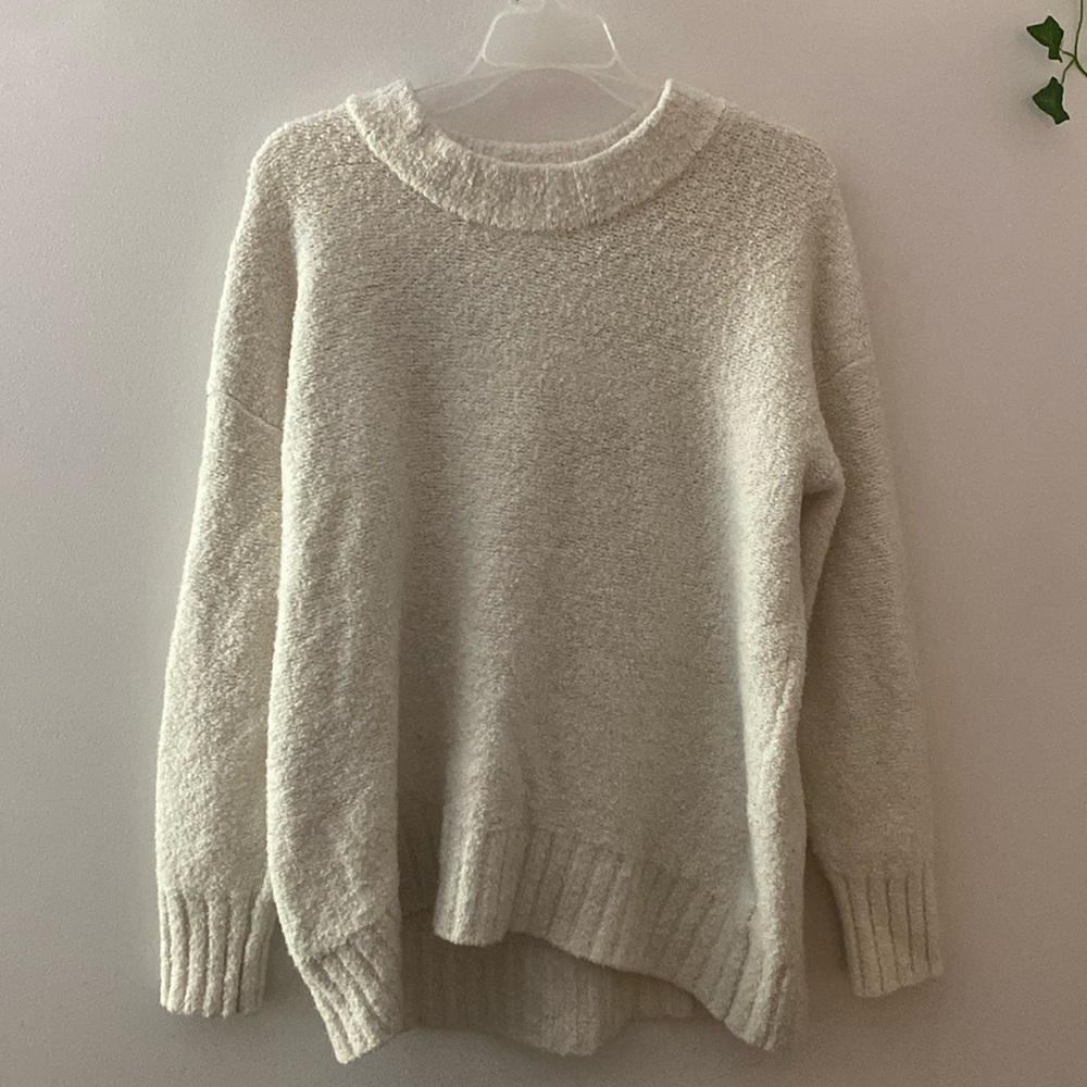 Old navy cream sweater